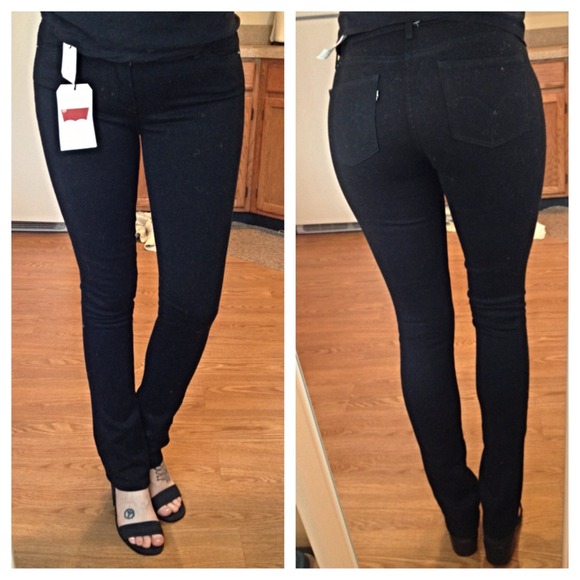 ⬇Reduced!⬇Black Levi's