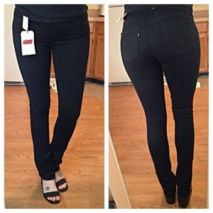⬇Reduced!⬇Black Levi's