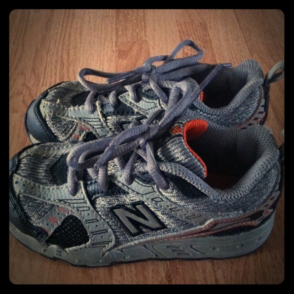 Boys New Balance Size 9
