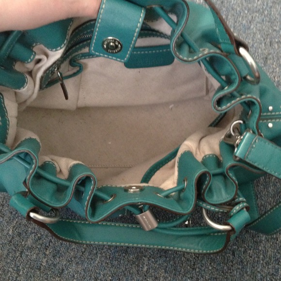 SOLD - Michael kors handbag - Picture 3 of 4