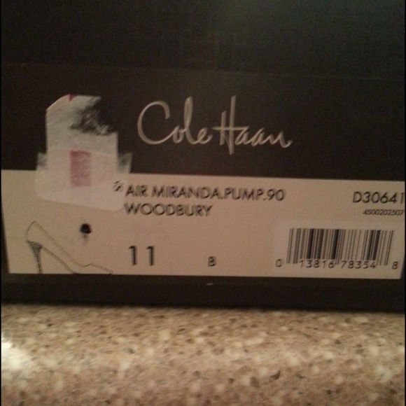 Cole Haan pumps - Picture 5 of 5