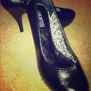 SOLD - Unlisted size 8.5 4 in. heels worn twice