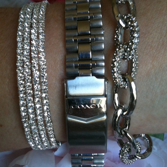 Beautiful Vintage Genuine COACH Silver Watch - Picture 2 of 4