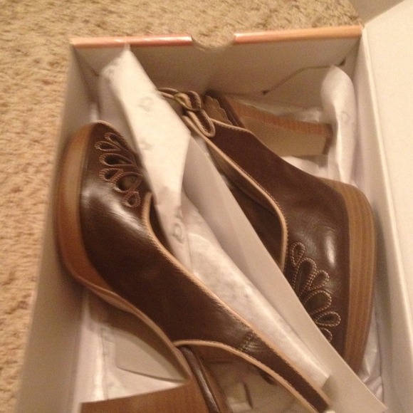 Mudd heels.