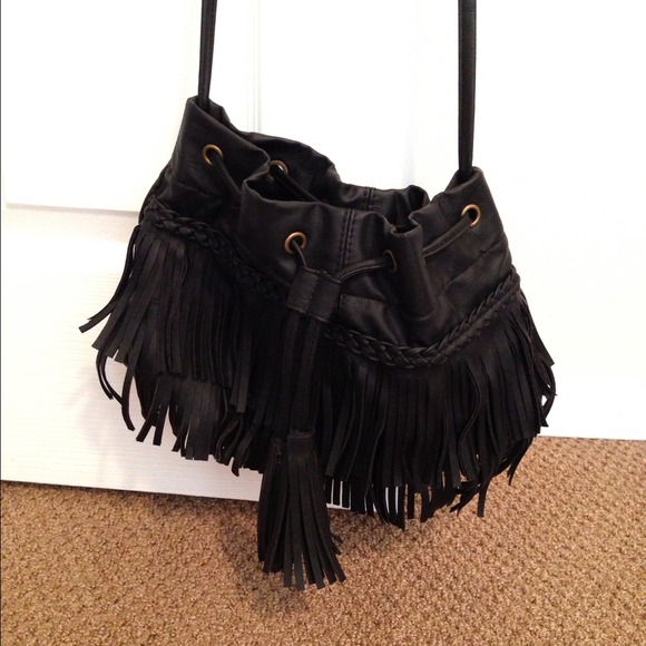 lullus Handbags - Faux leather fringe purse