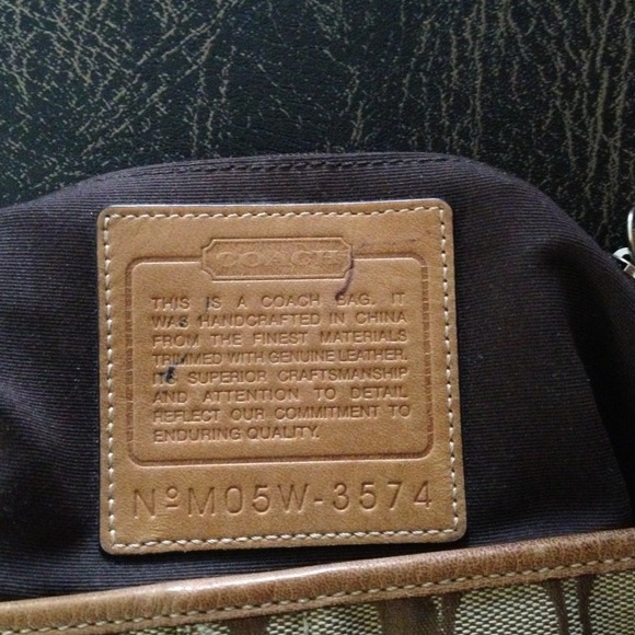 💥Reduced💥Authentic Coach Purse - Picture 2 of 4