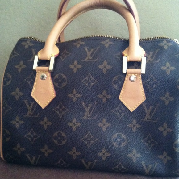Louis Vuitton Hand Bag❤