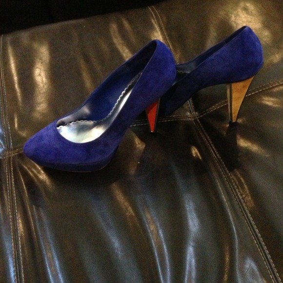 Swede Bebe platforms