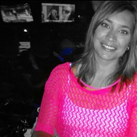 Meet the seller, and check out my closet!! - Picture 1 of 4