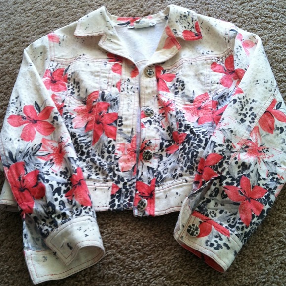 Spring time denim blazer!