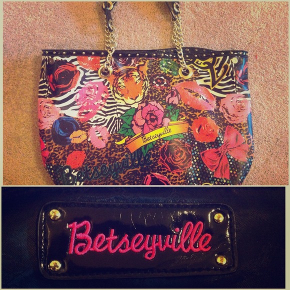 BETSEYVILLE Jungle Multi-colored Large Handbag