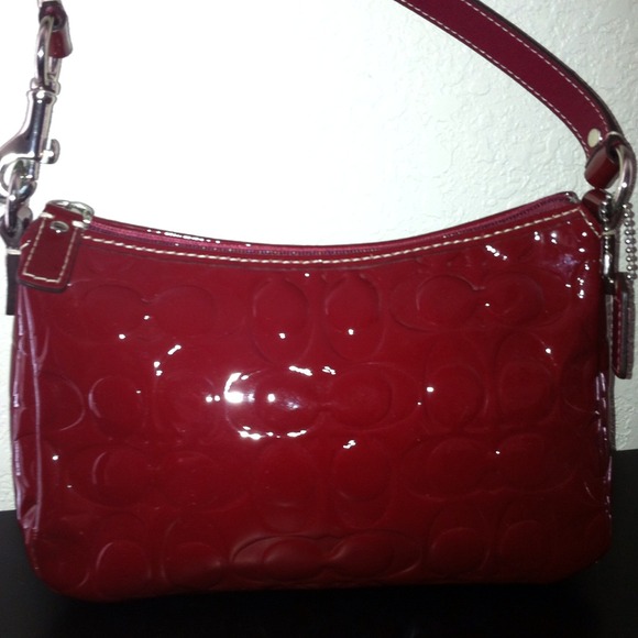 Coach Handbags - 👜👜👜 COACH red patent leather hand bag👜👜👜