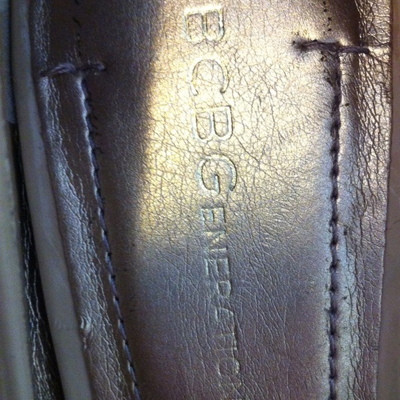 BCBG nude pumps - Picture 3 of 3