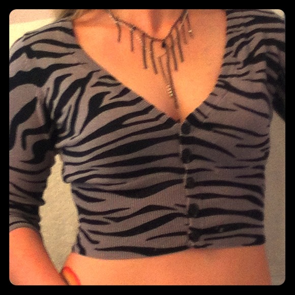 Monotone Zebra print crop Cardigan