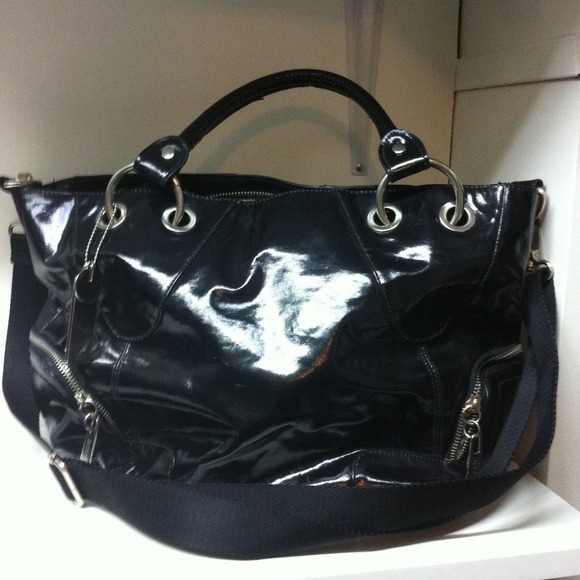 🍒SOLD🍒Kenneth Cole handbag