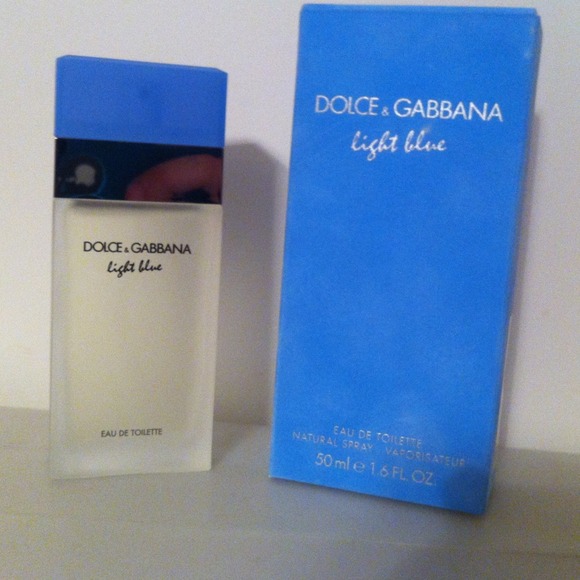 dolce and gabbana light blue perfume