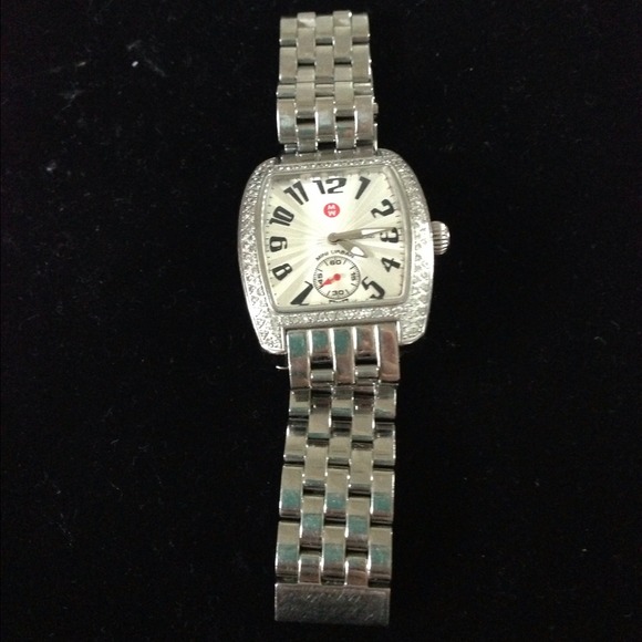 Michelle Watch - Picture 4 of 4