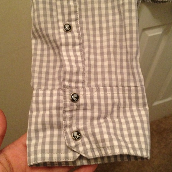 Authentic Blac Label button down shirt. - Picture 3 of 4