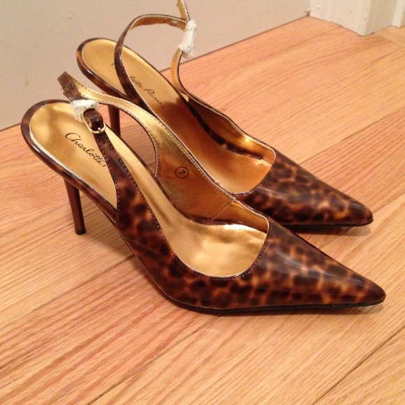 ♥Final reduction Charlotte Russe pointy heels - Picture 1 of 3