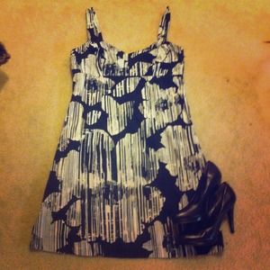 SOLD IN BUNDLE! NY & Co. Dress