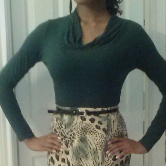 Cowl neck long sleeve top