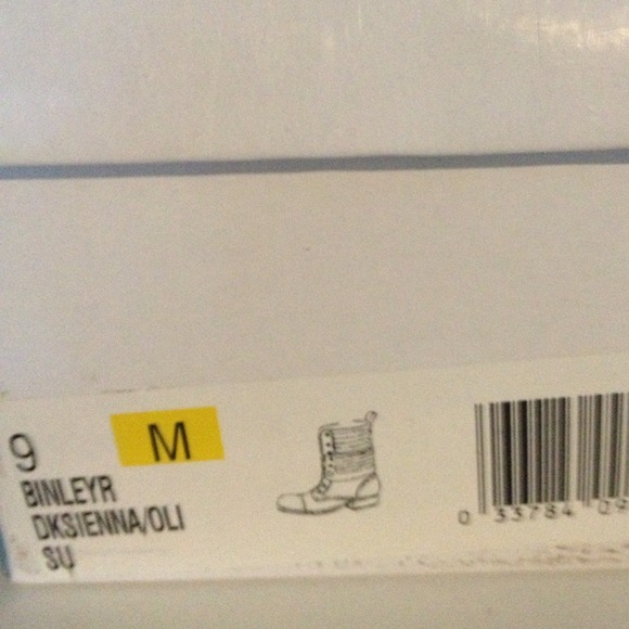 --SOLD-- Nine West Flat Boots - Picture 2 of 3