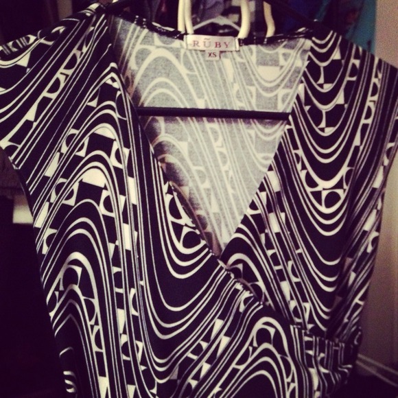 🔴SOLD! Black&white wrap dress. - Picture 2 of 2