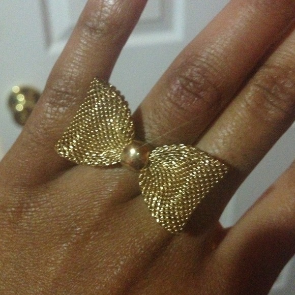 Bow ring