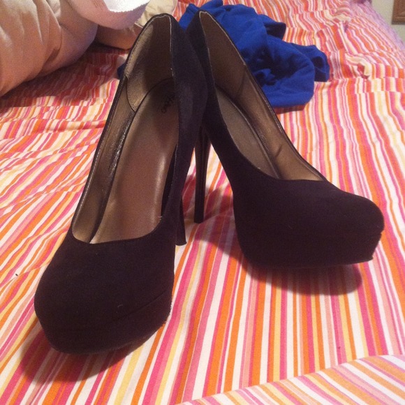 Black heels
