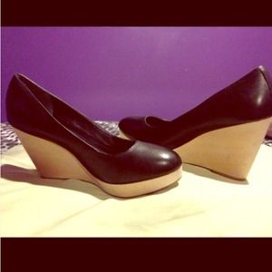 SOLD gap and silver brand shirt bundle :)