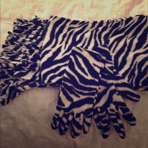 -SOLD-  Zebra print scarf and glove set