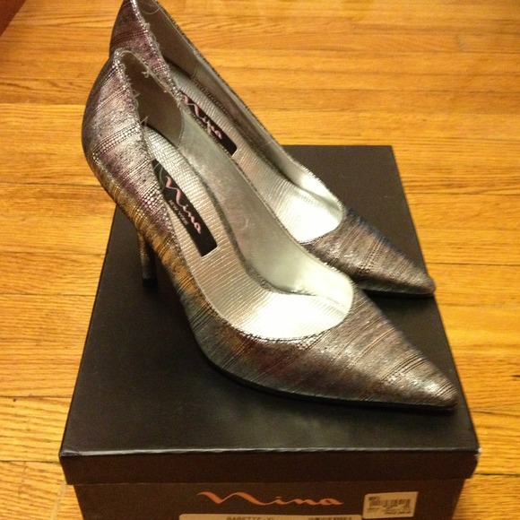 Silver metallic Nina shoes