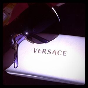 Authentic Versace aviator sunglasses purple.