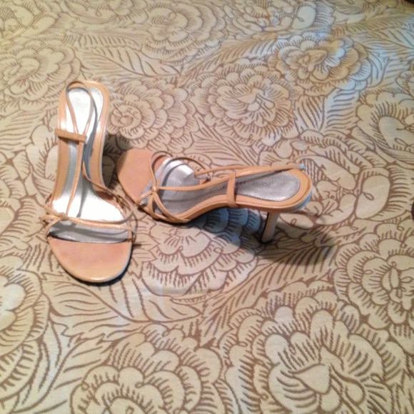 Size 5 1/2 strappy heels