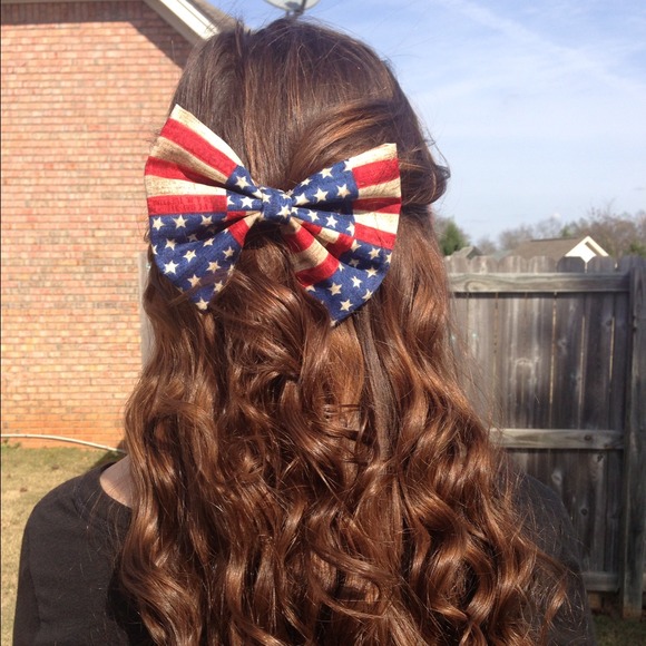American flag bow