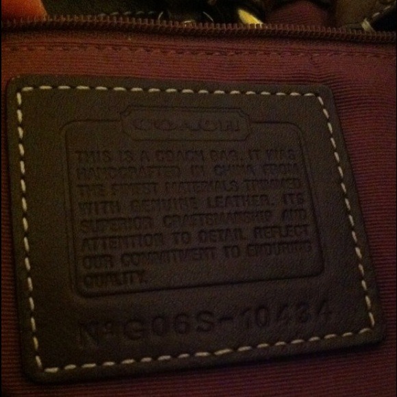 Authentic Coach Tote - Picture 3 of 4