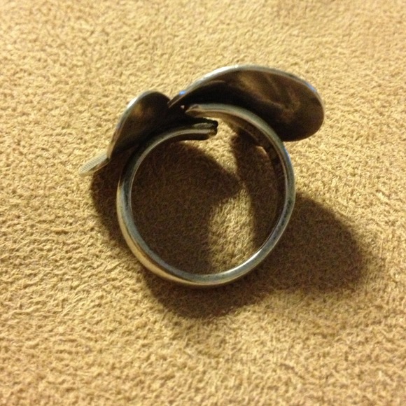 🍪Sold in bundle🍪Unique silver leaf ring - Picture 3 of 3