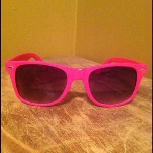 Knock off raybans :)