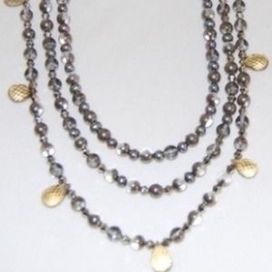 VICTORIA necklace 3 strands of beauty