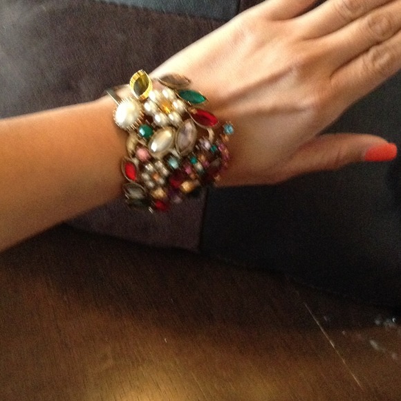 Stones and more bracelet cuff NWOT - Picture 1 of 2
