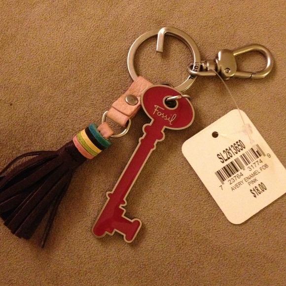 Fossil Key Chain💗comment if interested😊
