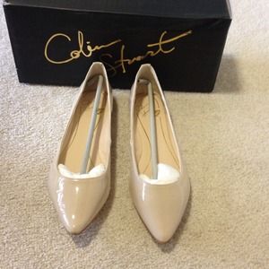 NEW Colin Stuart Flats-Nude