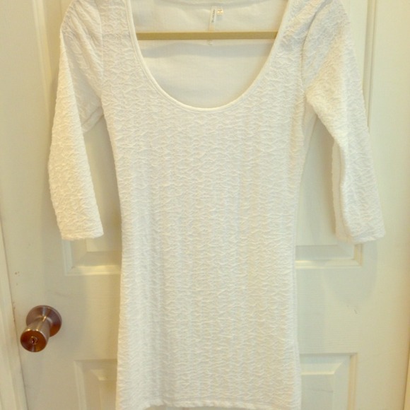 🎀White 3/4 sleeve🆕Spring dress🆕👗🎀