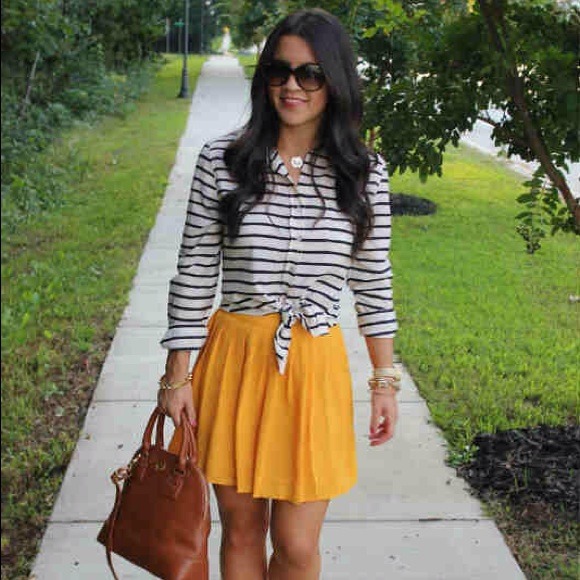 SOLD. Forever 21 yellow skirt