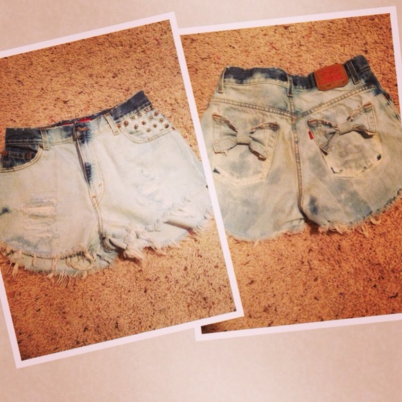 Size 28 Vintage denim bow shorts