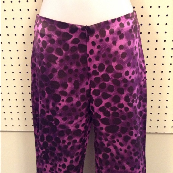 🎀sold in bundle🎀 Cache print retro bootcut pants - Picture 2 of 4