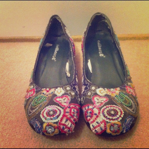 Dollhouse Shoes - Embellished kitten-heel flats