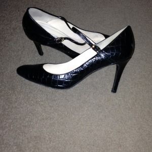 Black LK Bennett London shoes