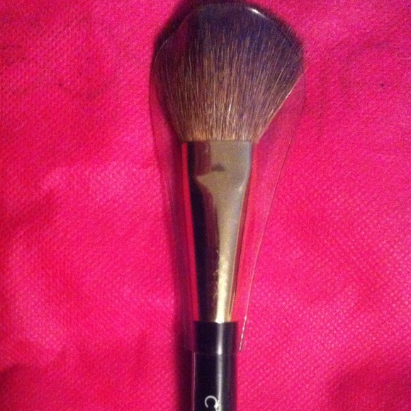 Bundle for brittonlott Chanel brush #7