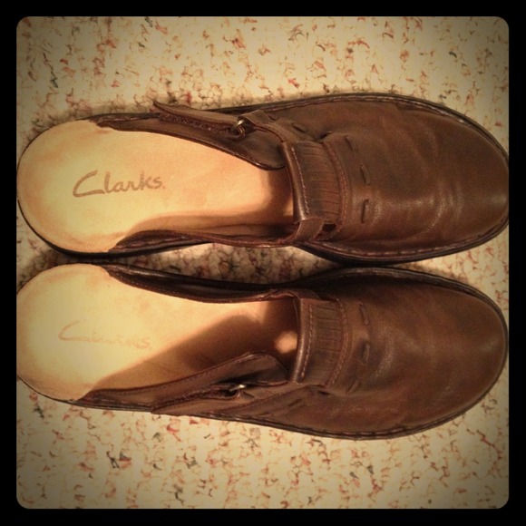 Closed toe Clark sandals